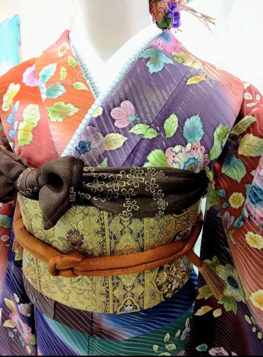 مجموعة Furisode الكاملة - Yuzen Tsujigahana المطلية بالذهب - Nishijin Obi - توقيع الفنان (Rakkan) - عرض الكم 68 سم