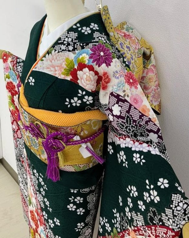 Green Furisode Full Set - 7 Pieces - LL to Tall Size