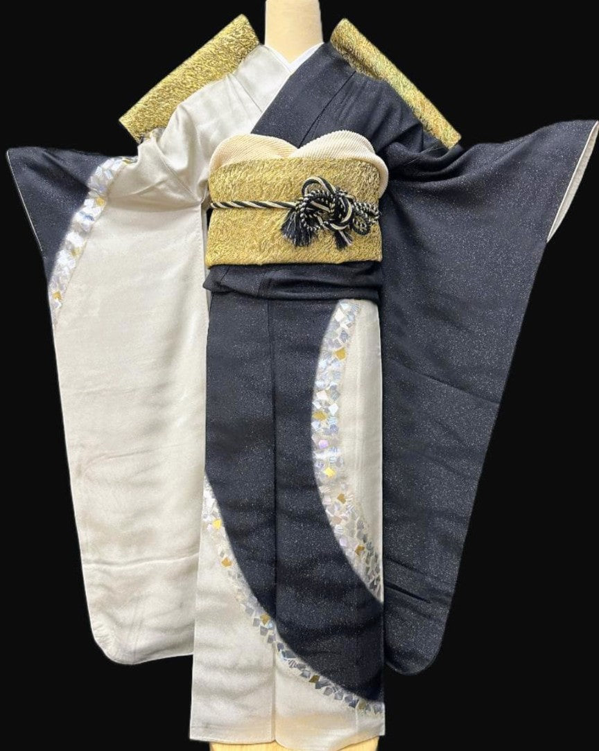 Hori Shohei Furisode Full Set - Champagne Gold & Black with Gold Leaf - Pre-Owned