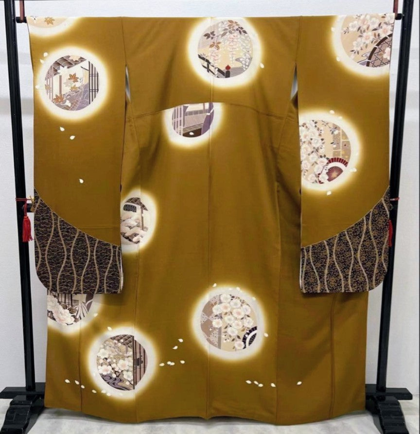 Vintage Furisode Kimono Full Set - Gold Embroidery & Kawashima Obi - Pre-Owned