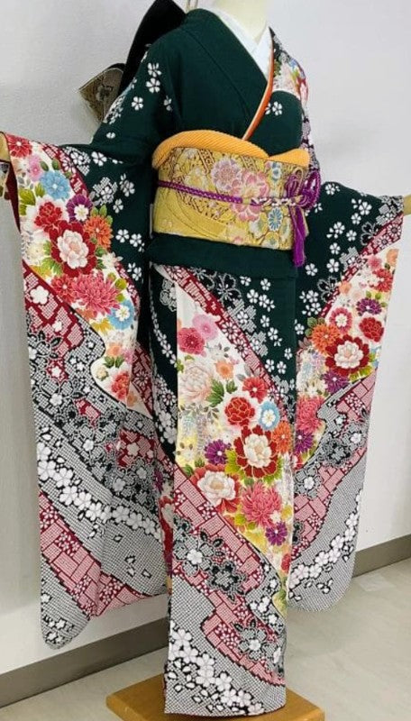 Green Furisode Full Set - 7 Pieces - LL to Tall Size