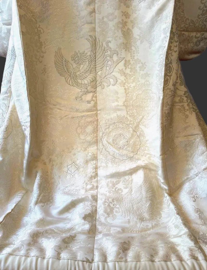 كيمونو زفاف أبيض من الحرير الخالص من شيروموكو مع تطريز ساغارا - فينيكس