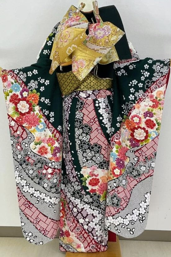 Green Furisode Full Set - 7 Pieces - LL to Tall Size