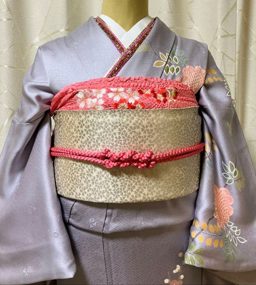 يوزن فوريسوديه مرسوم يدويًا بتوقيع الفنان - تصميم شيبوري زهري