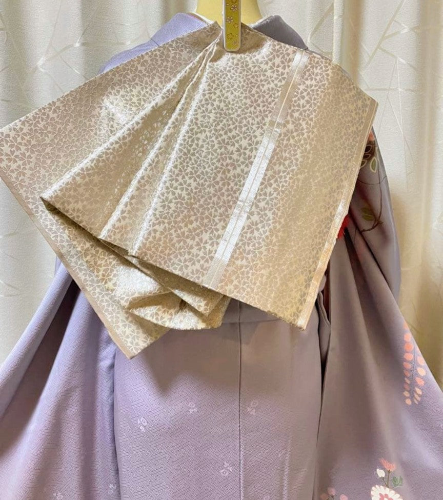 يوزن فوريسوديه مرسوم يدويًا بتوقيع الفنان - تصميم شيبوري زهري