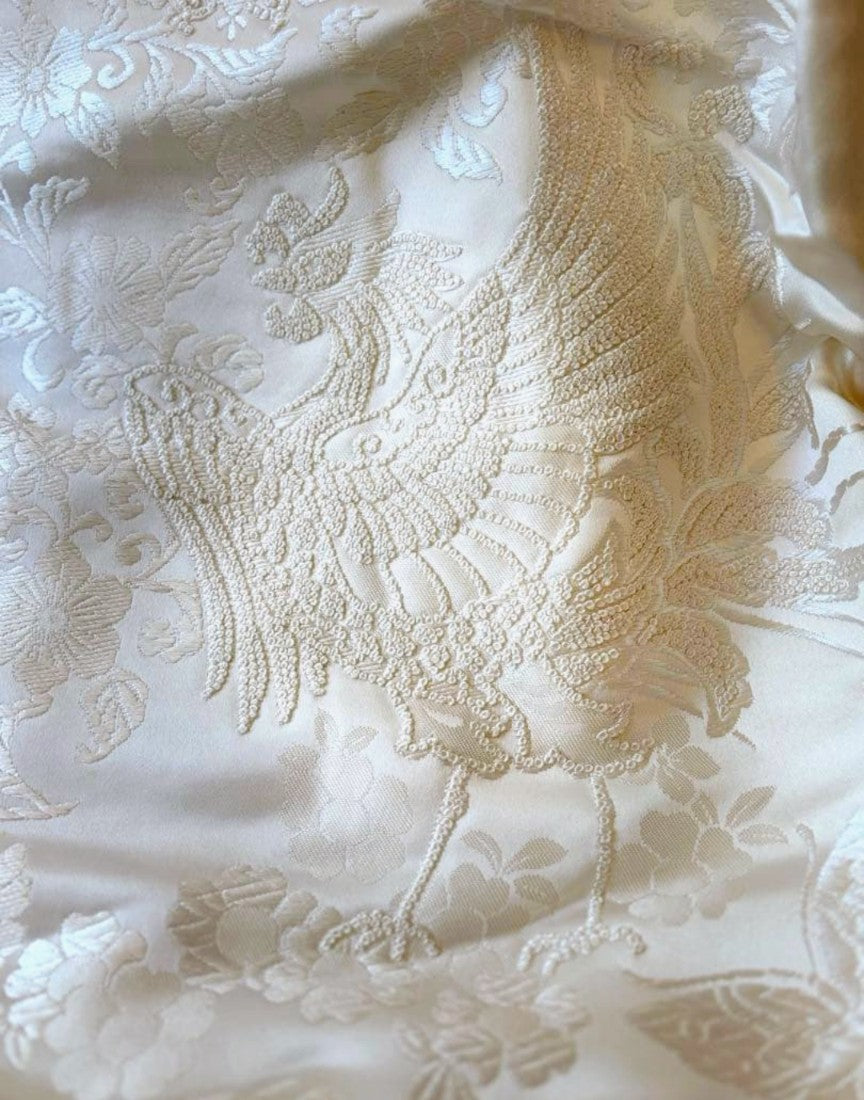 كيمونو زفاف أبيض من الحرير الخالص من شيروموكو مع تطريز ساغارا - فينيكس